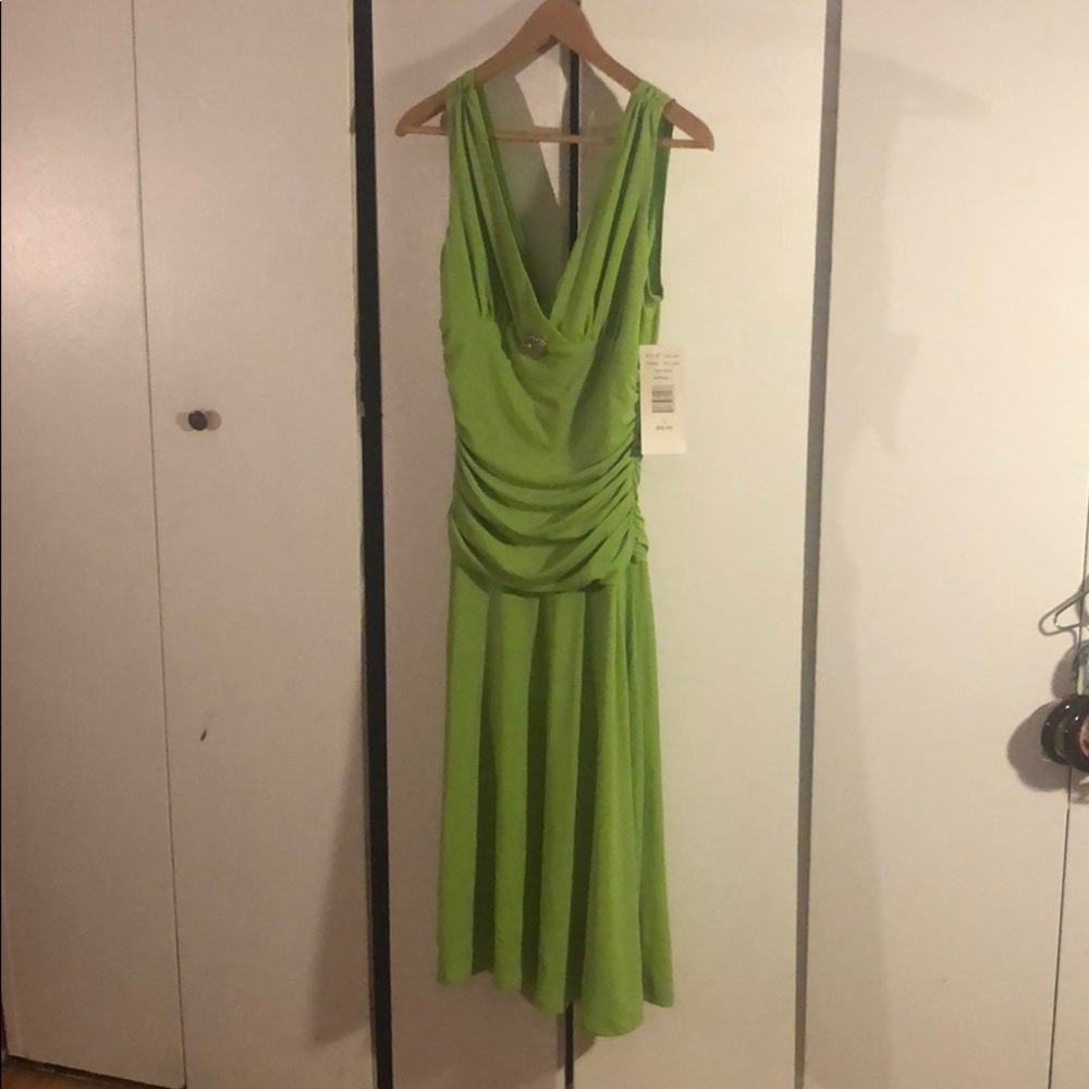 Robbie Bee Apple Green Dress
